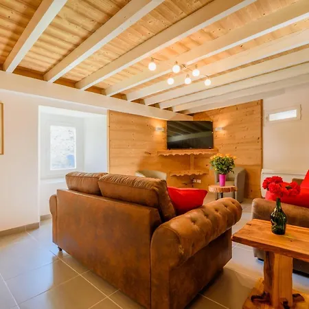 Tatil Evi St Lary/vignec: Les 3 Flocons *